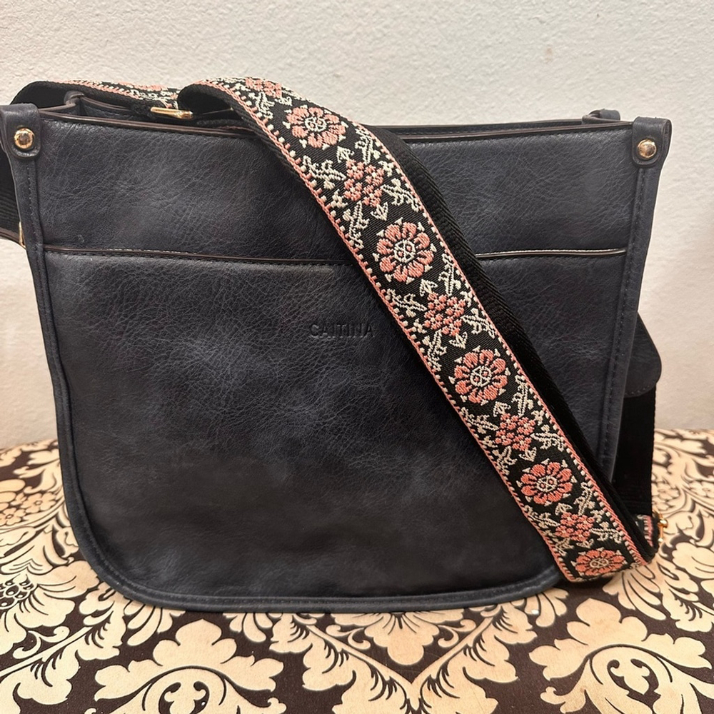 Chic navy blue Shoulder Bag with Floral Strap